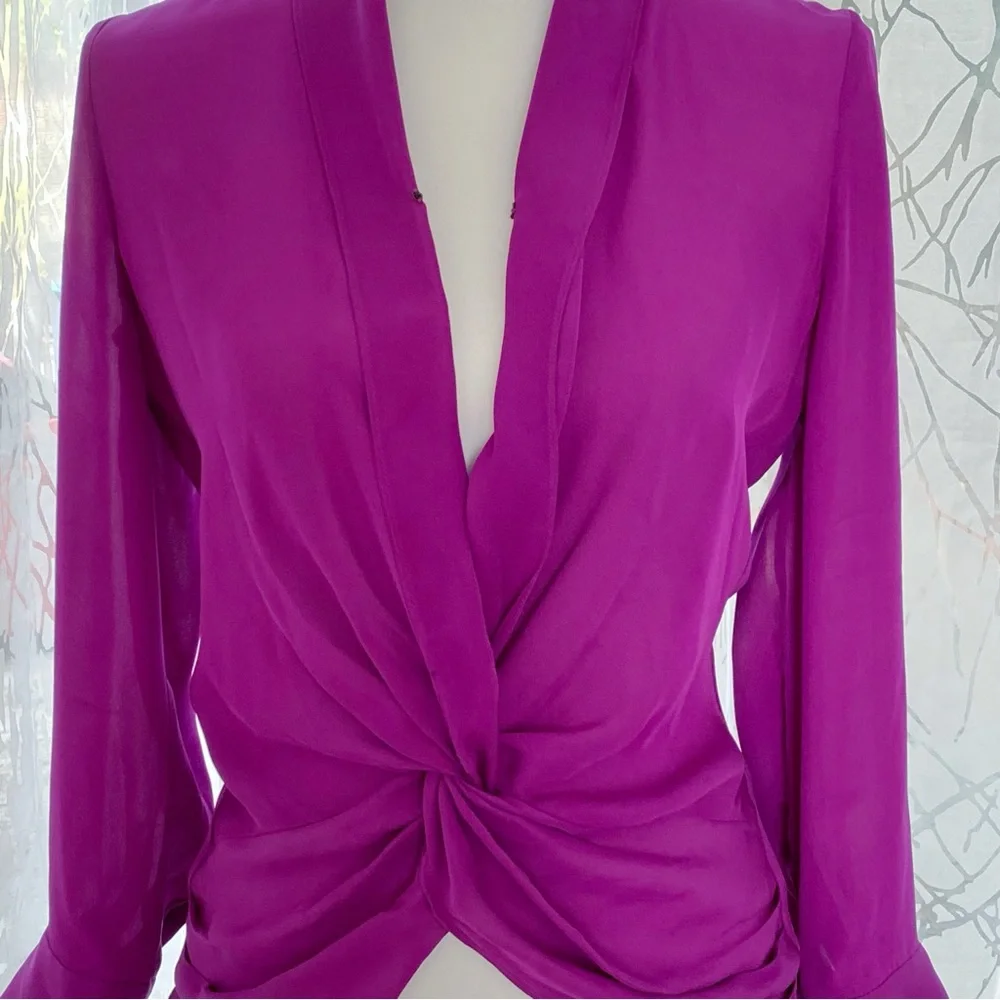 L’AGENCE PURPLE PLUM PLUNGE SILK TWIST FRONT LONG SLEEVE MARIPOSA BLOUSE top - Picture 4 of 12